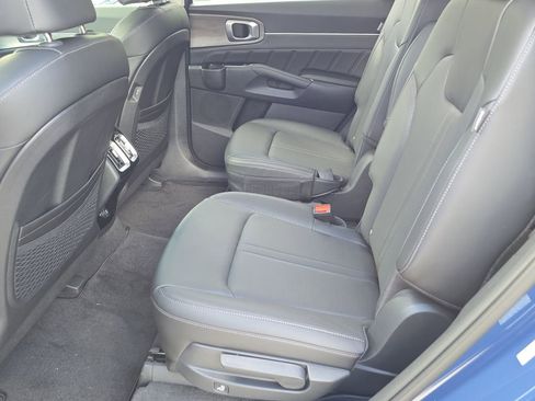 New 2025 Kia Sorento SX image 17