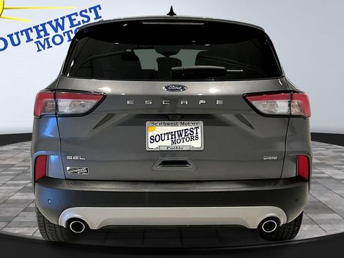 Used 2022 Ford Escape SEL image 5