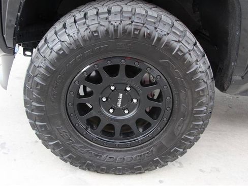 Used 2024 Toyota Tacoma SR5 image 34