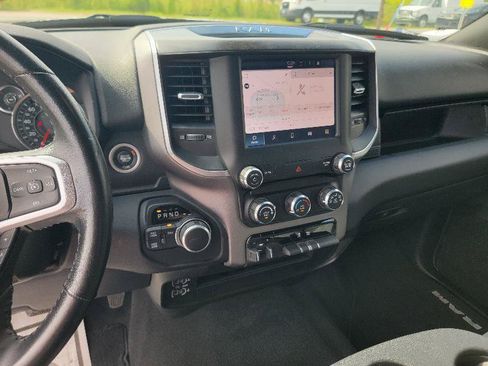 Used 2024 RAM 2500 Big Horn AWD/4WD image 16