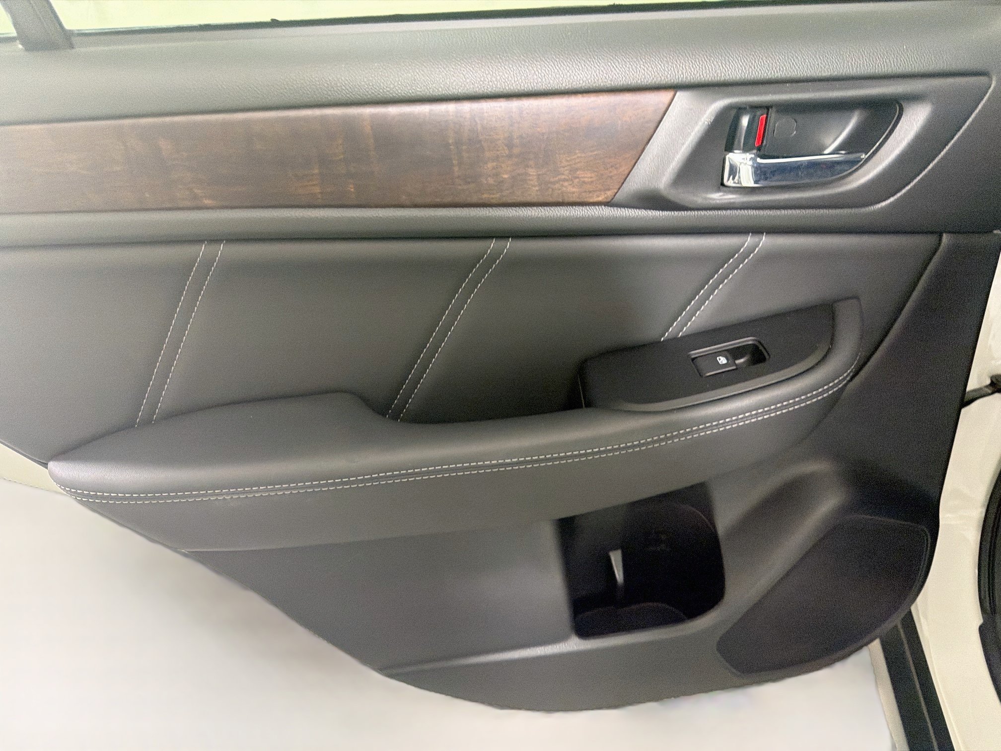 Used 2019 Subaru Outback 2.5i Limited AWD/4WD image 26