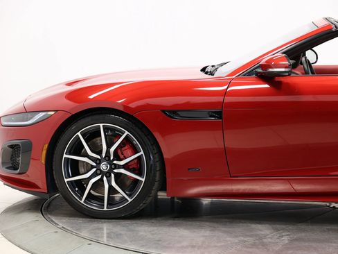Used 2024 Jaguar F-TYPE R image 8