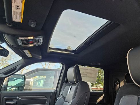 New 2026 RAM 3500 Laramie AWD/4WD image 29