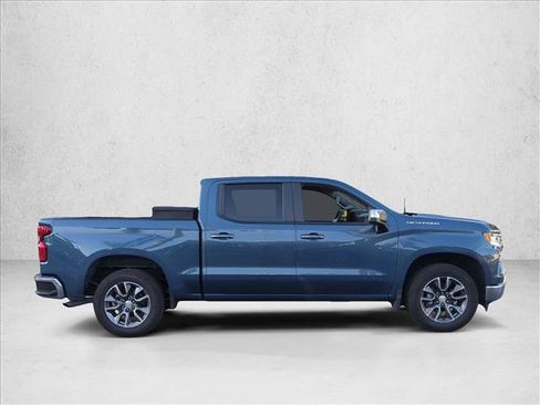 Used 2024 Chevrolet Silverado 1500 LT RWD image 4