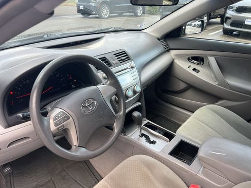 Used 2008 Toyota Camry LE image 9