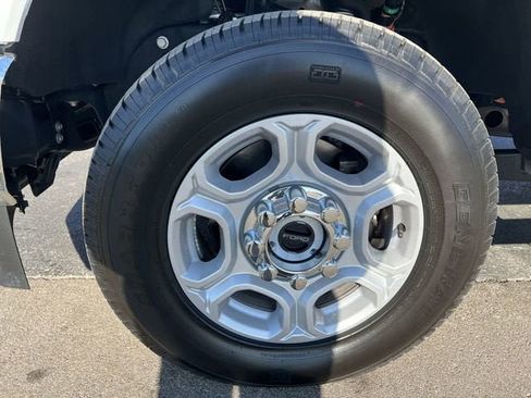 Used 2026 Ford F250 XLT AWD/4WD image 32