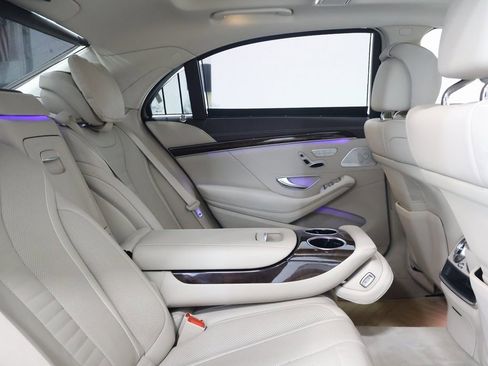 Used 2017 Mercedes-Benz S 550 4MATIC Sedan image 24