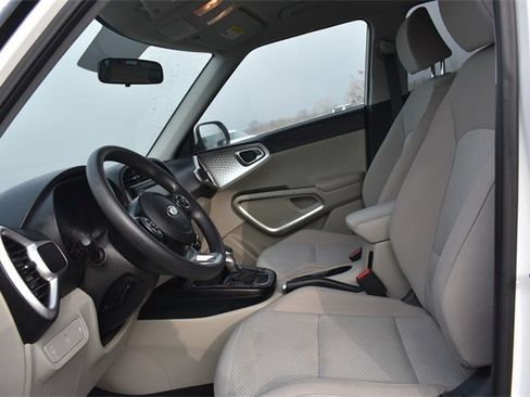 Certified 2021 Kia Soul LX image 19