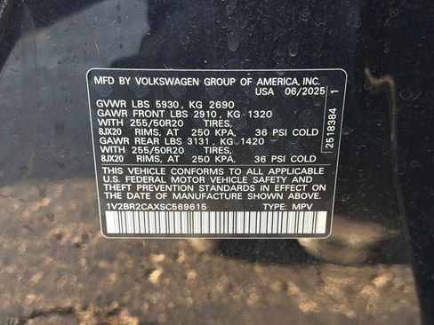 Used 2025 Volkswagen Atlas SEL image 34