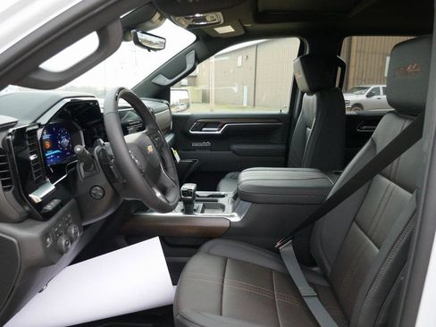 New 2026 Chevrolet Silverado 1500 High Country image 14