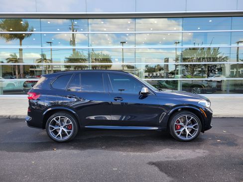 Used 2023 BMW X5 M50i w/ Executive Package image 3