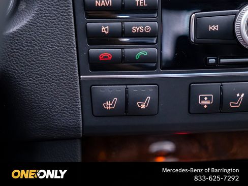 Used 2011 Mercedes-Benz E 550 4MATIC Sedan image 31
