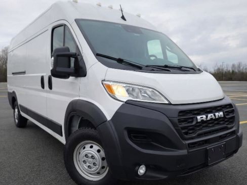 Used 2023 RAM ProMaster 3500 w/ Interior LED Lighting Group image 3