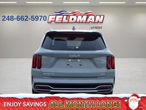 Used 2023 Kia Sorento SX image 4