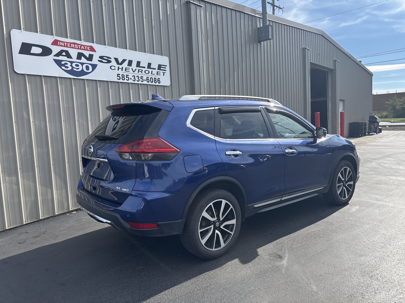 Used 2019 Nissan Rogue SL AWD/4WD image 5