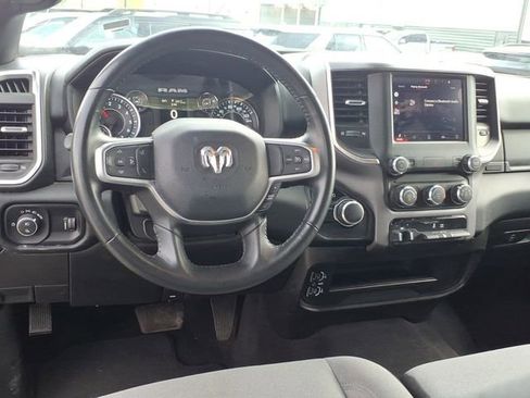 Used 2024 RAM 2500 Big Horn AWD/4WD image 15