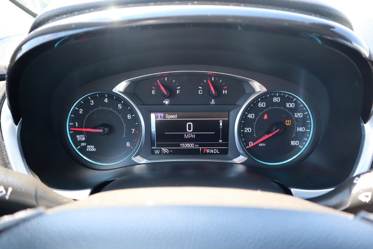 Used 2019 Chevrolet Traverse LT FWD image 24