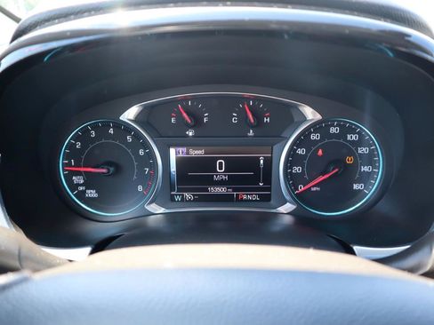 Used 2019 Chevrolet Traverse LT FWD image 24