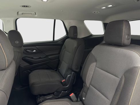 Used 2018 Chevrolet Traverse LT AWD/4WD image 35