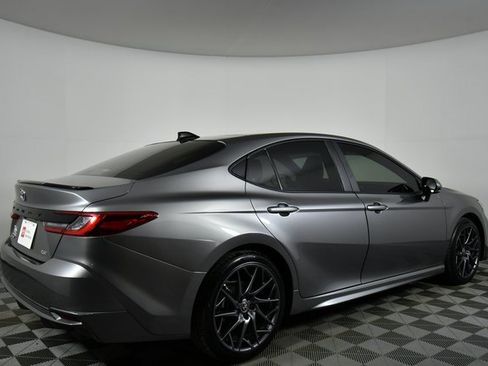 Used 2025 Toyota Camry XSE image 10