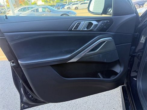 Used 2023 BMW X6 xDrive40i image 11