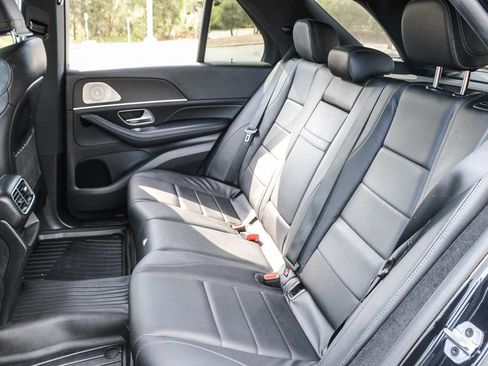 Certified 2021 Mercedes-Benz GLE 350 4MATIC w/ Premium Package image 21