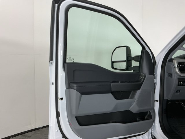 New 2026 Ford F350 XL w/ STX Appearance Package AWD/4WD image 14