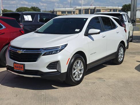 Certified 2024 Chevrolet Equinox LT FWD image 3