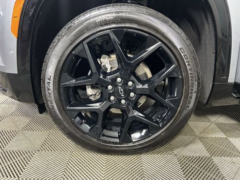 Used 2024 Chevrolet Traverse RS w/ LPO, Floor Liner Package AWD/4WD image 33
