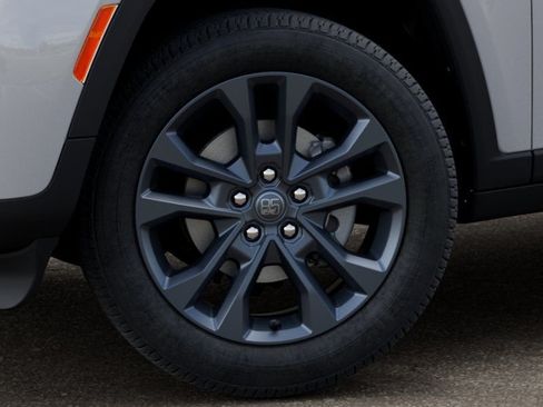 New 2026 Jeep Grand Cherokee L Limited AWD/4WD image 8