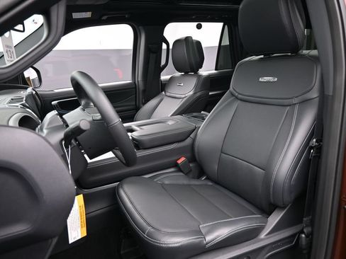 New 2027 Ford Expedition Max Platinum w/ Stealth Performance Package AWD/4WD image 14