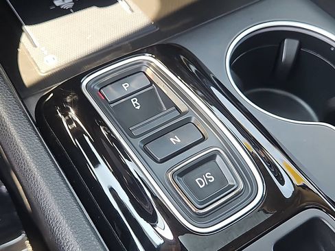 Certified 2023 Honda Pilot Elite image 31