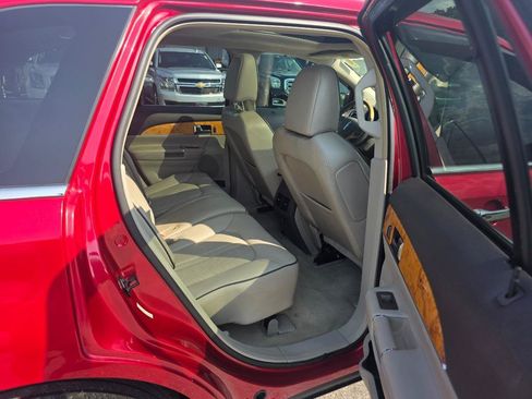 Used 2012 Lincoln MKX FWD image 11