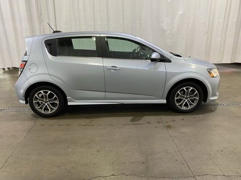 Used 2018 Chevrolet Sonic LT w/ Convenience Package image 2
