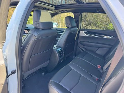 Certified 2025 Cadillac XT5 Premium Luxury image 26