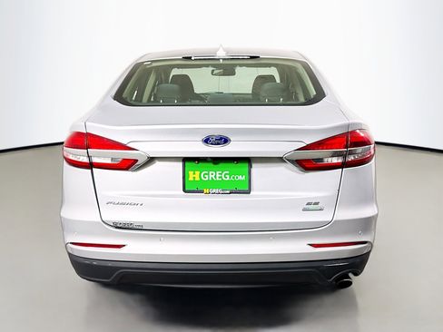 Used 2019 Ford Fusion SE image 8