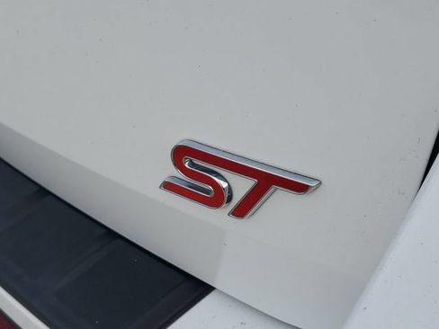 Certified 2025 Ford Explorer ST AWD/4WD image 6