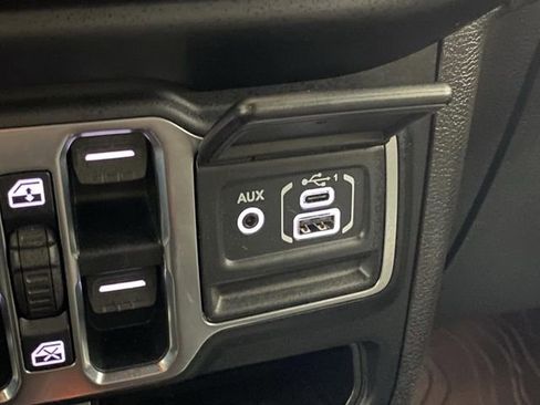 Certified 2020 Jeep Wrangler Unlimited Rubicon image 24