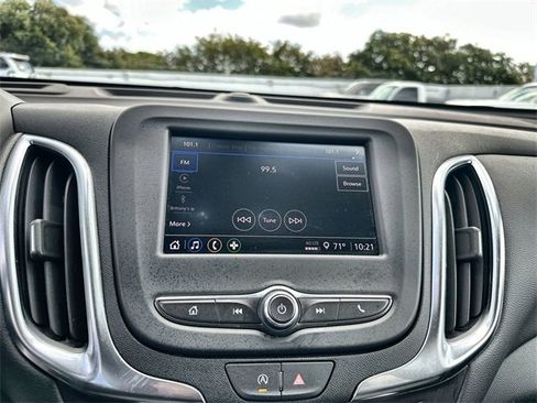 Used 2024 Chevrolet Equinox LT image 12