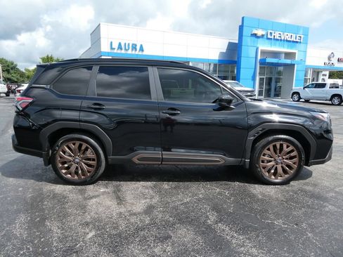 Used 2025 Subaru Forester Sport AWD/4WD image 4