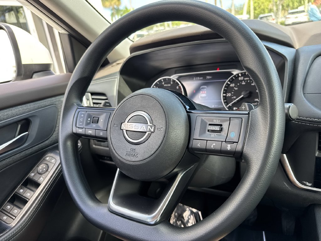 Used 2023 Nissan Rogue SV AWD/4WD image 54