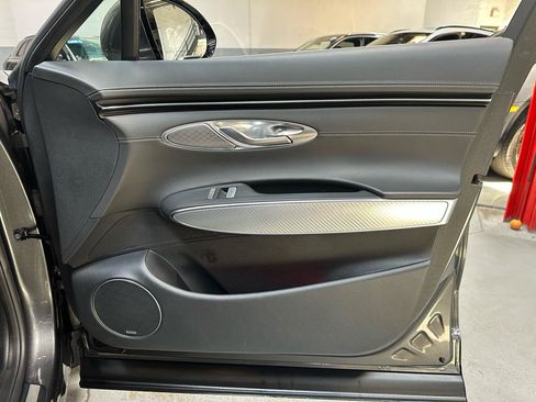 Used 2023 Genesis GV70 2.5T w/ Sport Prestige Package AWD/4WD image 8