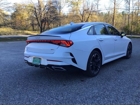 Used 2024 Kia K5 GT-Line w/ GT-Line Premium Package image 7