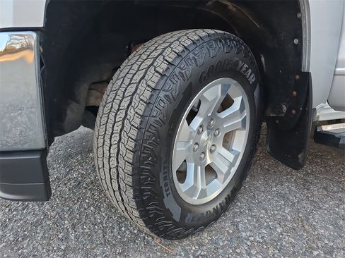 Used 2017 Chevrolet Silverado 1500 LT w/ All Star Edition image 30