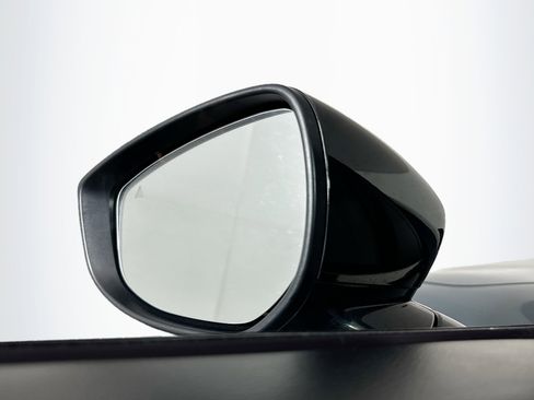 Used 2025 MAZDA CX-30 AWD 2.5 S w/ Preferred Package image 16