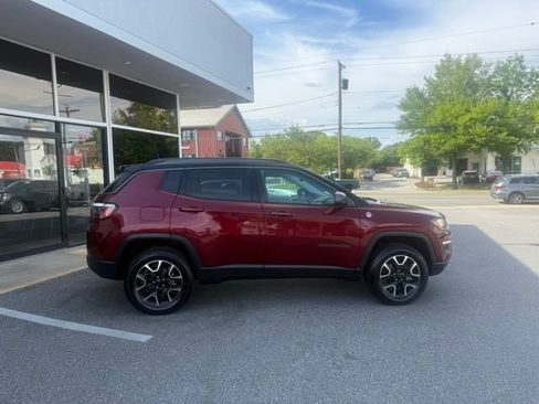 Used 2021 Jeep Compass Trailhawk AWD/4WD image 29