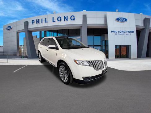 Used 2013 Lincoln MKX FWD image 7