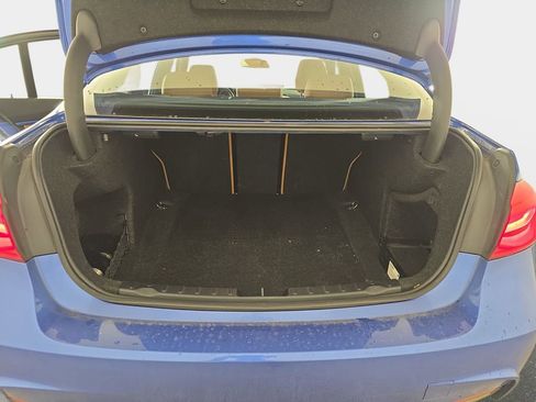 Used 2018 BMW 330i xDrive Sedan w/ M Sport Package image 13