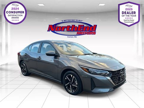 Used 2024 Nissan Sentra SV image 1