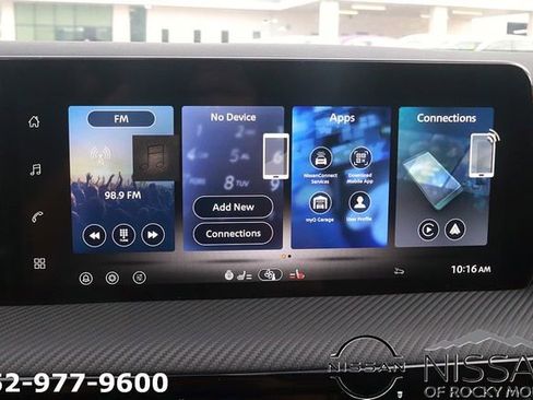 New 2026 Nissan Kicks SR w/ SR Premium Package FWD image 25